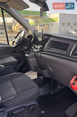 Грузовой фургон Ford Transit 2023 в 