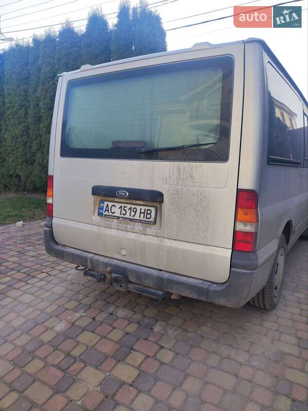 Микроавтобус Ford Transit 2003 в Ровно