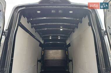 Вантажний фургон Ford Transit 2019 в 