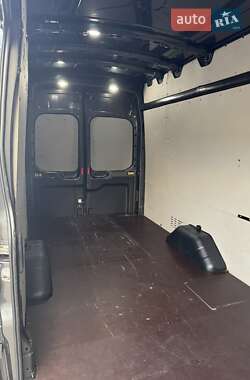 Вантажний фургон Ford Transit 2019 в 
