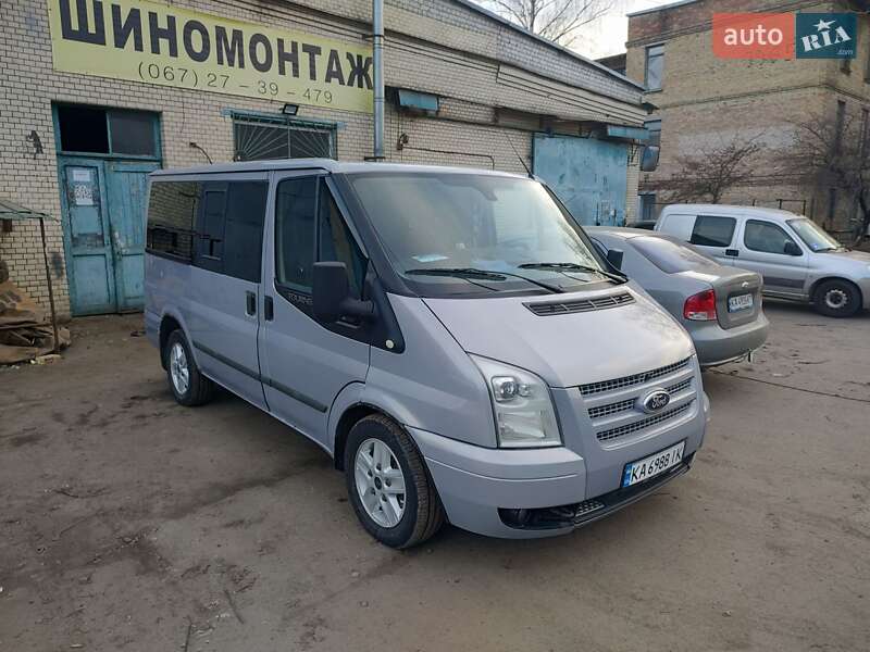 Микроавтобус Ford Transit 2012 в Киеве