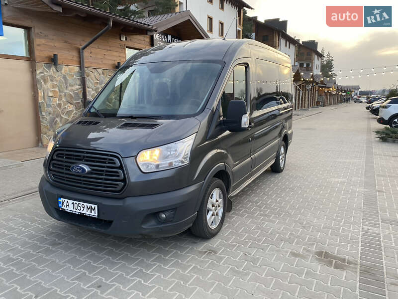 Микроавтобус Ford Transit 2017 в 