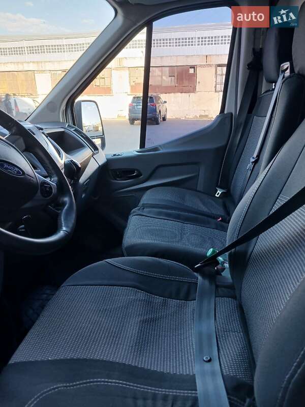 Вантажний фургон Ford Transit 2018 в Одесі