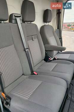 Грузовой фургон Ford Transit 2019 в 
