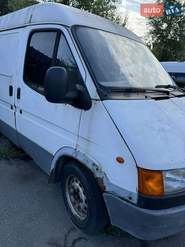 Грузовой фургон Ford Transit 1998 в Днепре