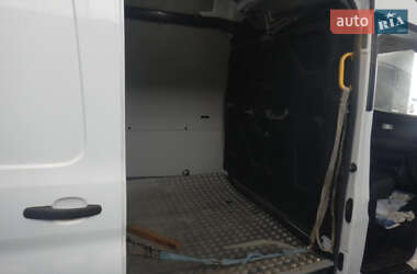 Вантажний фургон Ford Transit 2021 в 