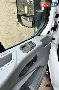 Грузопассажирский фургон Ford Transit 2018 в 