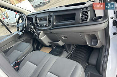 Вантажний фургон Ford Transit 2020 в 