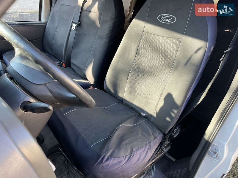 Микроавтобус Ford Transit 2002 в Львове