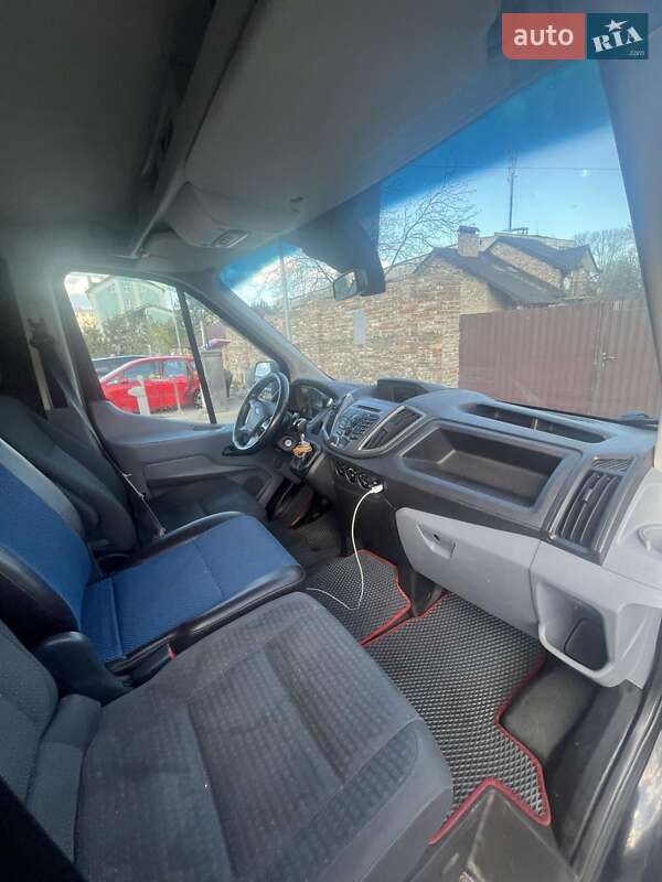 Мікроавтобус Ford Transit 2015 в Львові