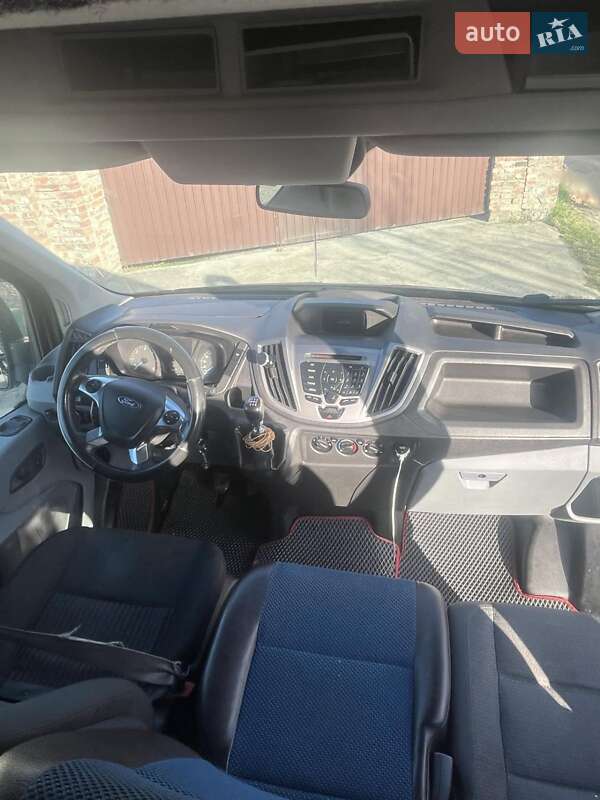 Мікроавтобус Ford Transit 2015 в Львові