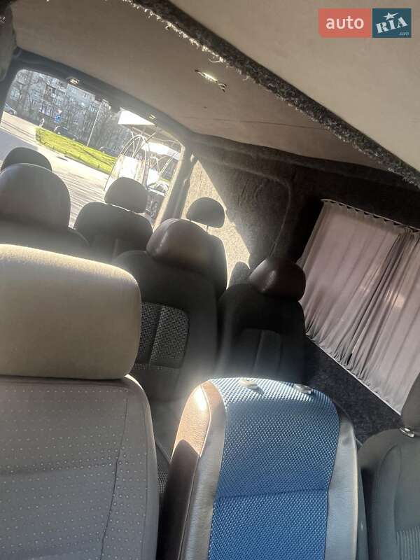 Мікроавтобус Ford Transit 2015 в Львові