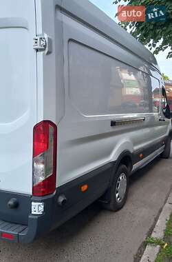 Грузовой фургон Ford Transit 2017 в 