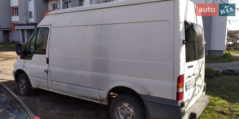 Грузовой фургон Ford Transit 2003 в Дрогобыче