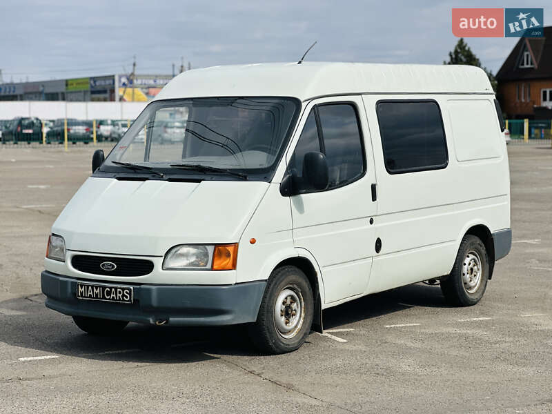 Грузопассажирский фургон Ford Transit 1999 в 