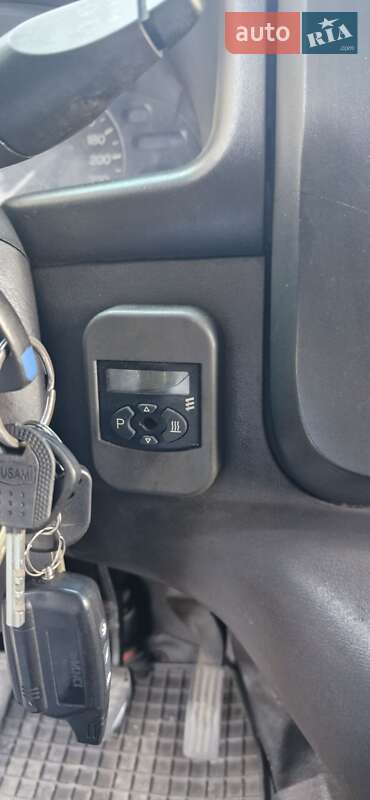 Грузовой фургон Ford Transit 2002 в Киеве