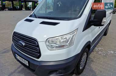 Грузовой фургон Ford Transit 2017 в 