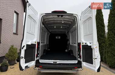 Вантажний фургон Ford Transit 2021 в 