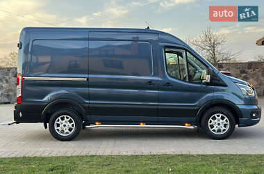 Грузовой фургон Ford Transit 2020 в 