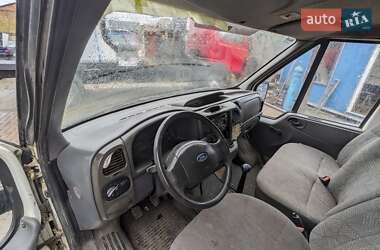 Грузовой фургон Ford Transit 2004 в 