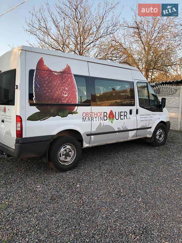 Микроавтобус Ford Transit 2011 в 