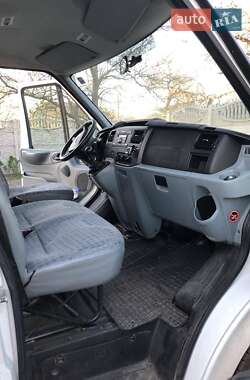 Микроавтобус Ford Transit 2011 в 