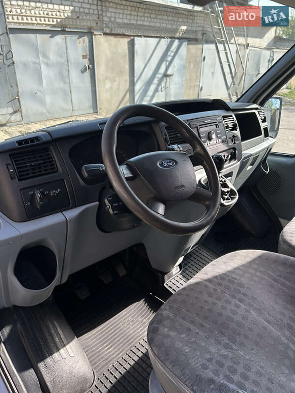 Грузовой фургон Ford Transit 2006 в Харькове