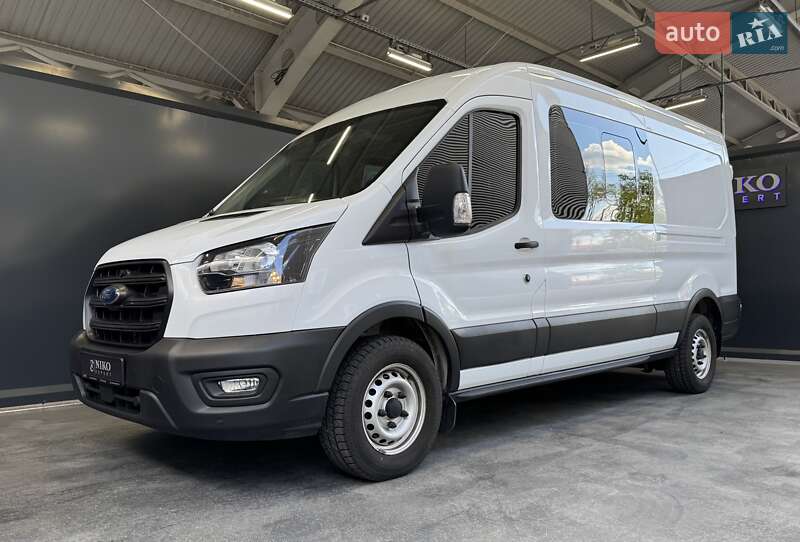 Грузопассажирский фургон Ford Transit 2023 в Киеве
