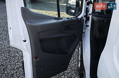 Вантажний фургон Ford Transit 2020 в 