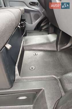 Грузовой фургон Ford Transit 2018 в 