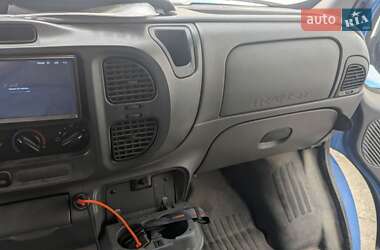 Микроавтобус Ford Transit 2004 в 