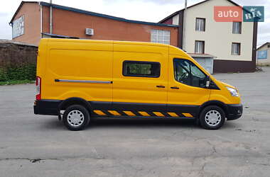 Грузопассажирский фургон Ford Transit 2020 в 