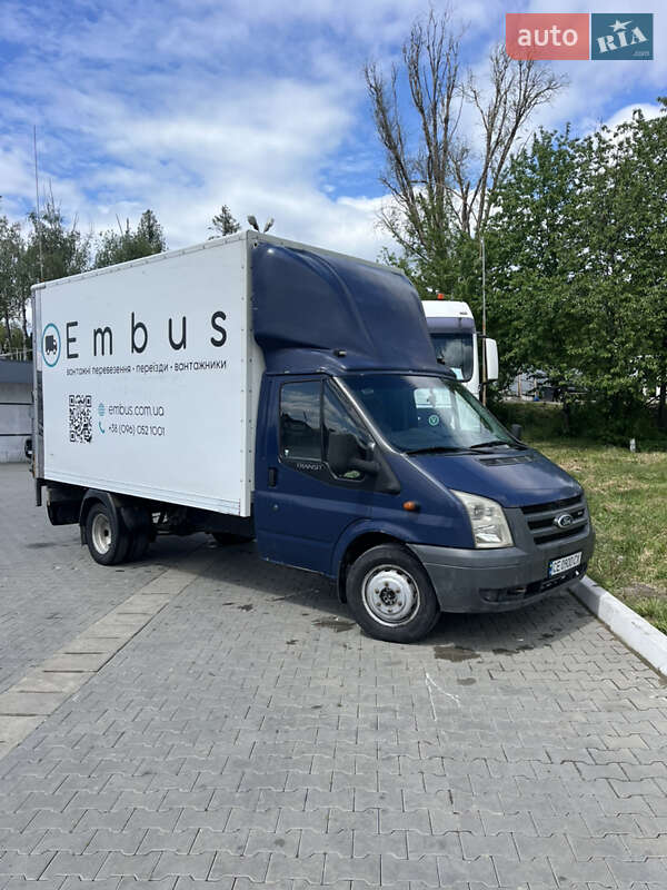 Грузовой фургон Ford Transit 2008 в Черновцах
