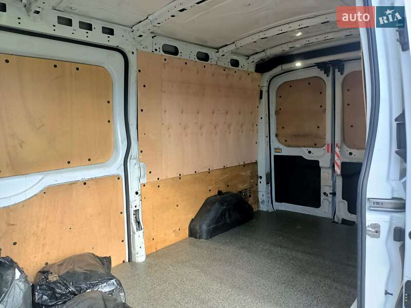 Грузовой фургон Ford Transit 2017 в Виннице фото 18 Грузовой фургон Ford Transit 2017 в Виннице