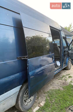 Грузопассажирский фургон Ford Transit 2006 в 