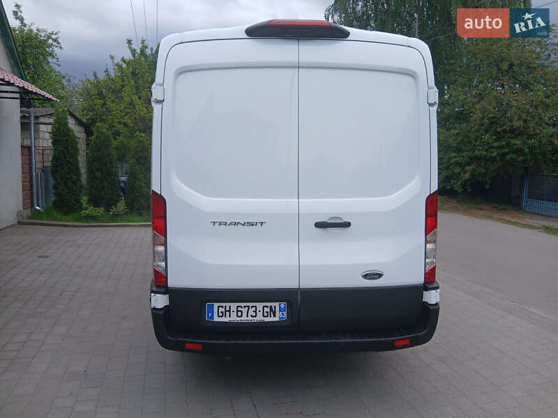 Грузовой фургон Ford Transit 2022 в Дубно