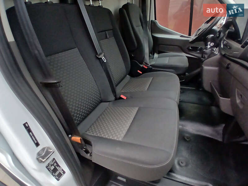 Грузовой фургон Ford Transit 2022 в Дубно