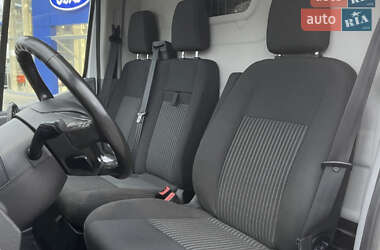 Грузовой фургон Ford Transit 2019 в 