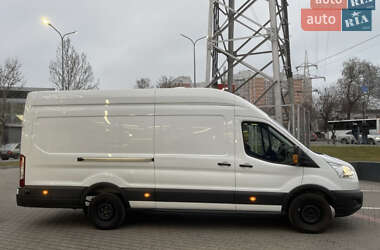 Грузовой фургон Ford Transit 2019 в 