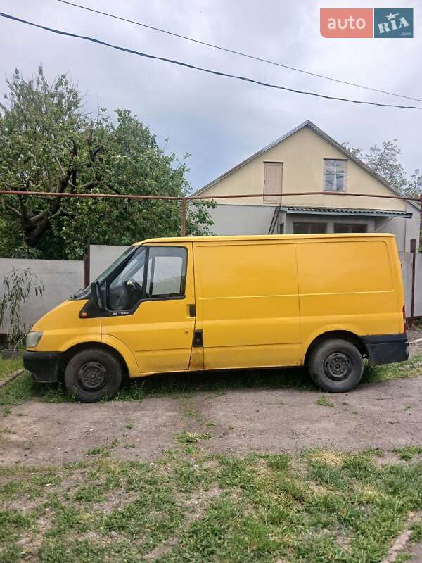 Грузовой фургон Ford Transit 2005 в 