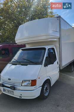 Грузовой фургон Ford Transit 1986 в 