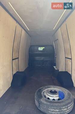Грузовой фургон Ford Transit 2013 в 