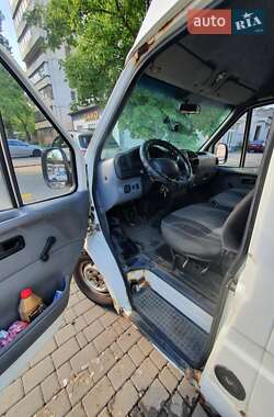 Грузовой фургон Ford Transit 1998 в 