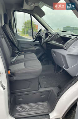 Грузовой фургон Ford Transit 2016 в 