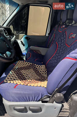 Грузовой фургон Ford Transit 2007 в 
