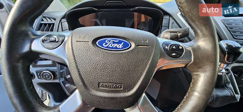 Грузовой фургон Ford Transit 2016 в Старом Самборе