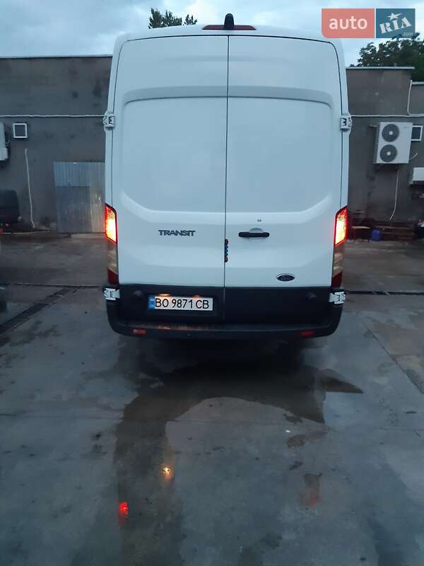 Грузовой фургон Ford Transit 2014 в Тернополе
