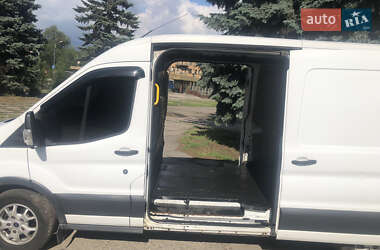 Грузовой фургон Ford Transit 2015 в 