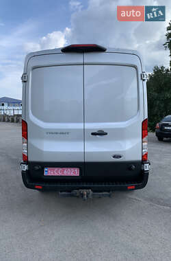 Вантажний фургон Ford Transit 2022 в 