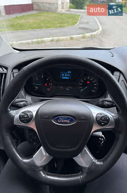 Грузовой фургон Ford Transit 2017 в 